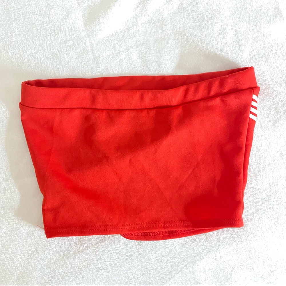 Crop Top ❤️ - Picture 2 of 2